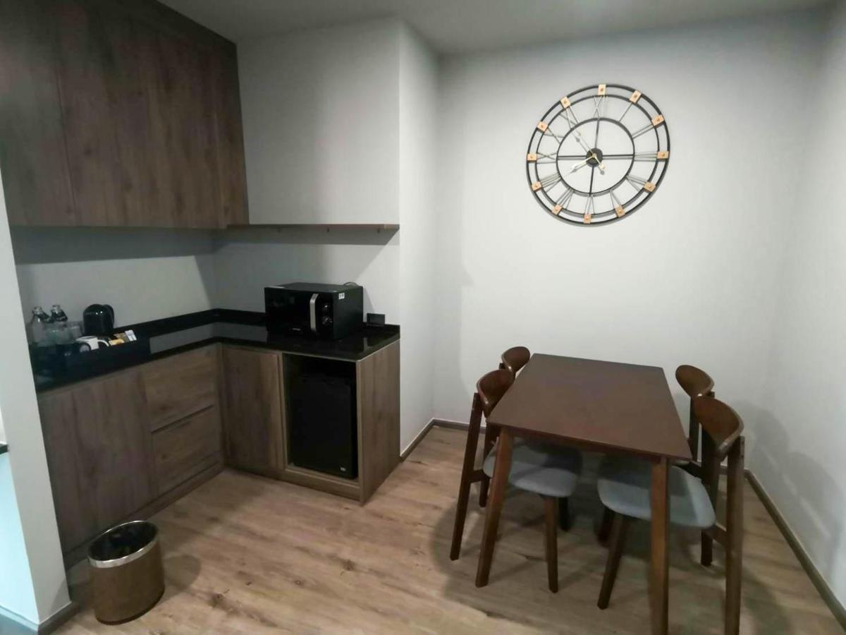 Premier Room